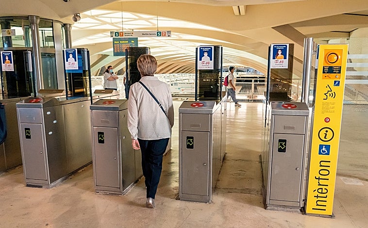 Metro, tranvía y autobús gratis este jueves en Valencia, Alicante y Castellón