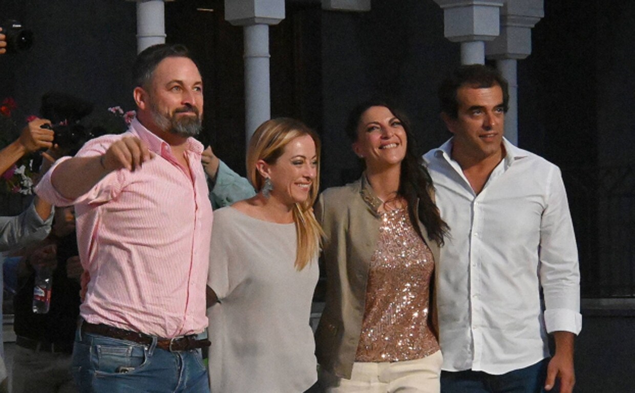 Giorgia Meloni con Abascal, Olona y Antonio Sevilla de Vox Málaga en Marbella