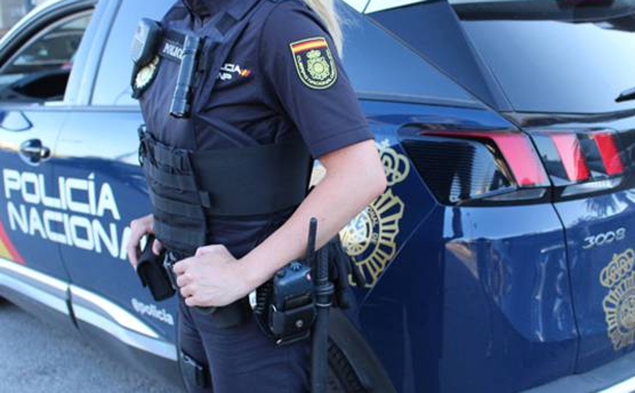 Agente de la Policía Nacional en foto de archivo