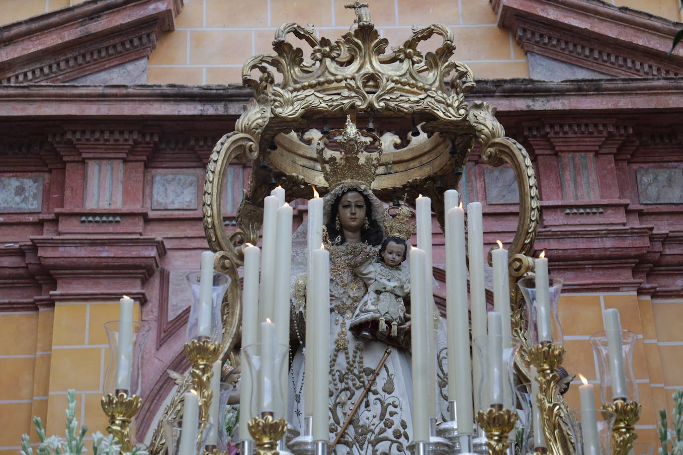 La procesión de la Virgen del Socorro por Córdoba, en imágenes