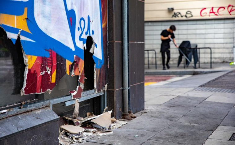 Un asesinato y saqueos enturbian la fiesta de La Mercè en Barcelona