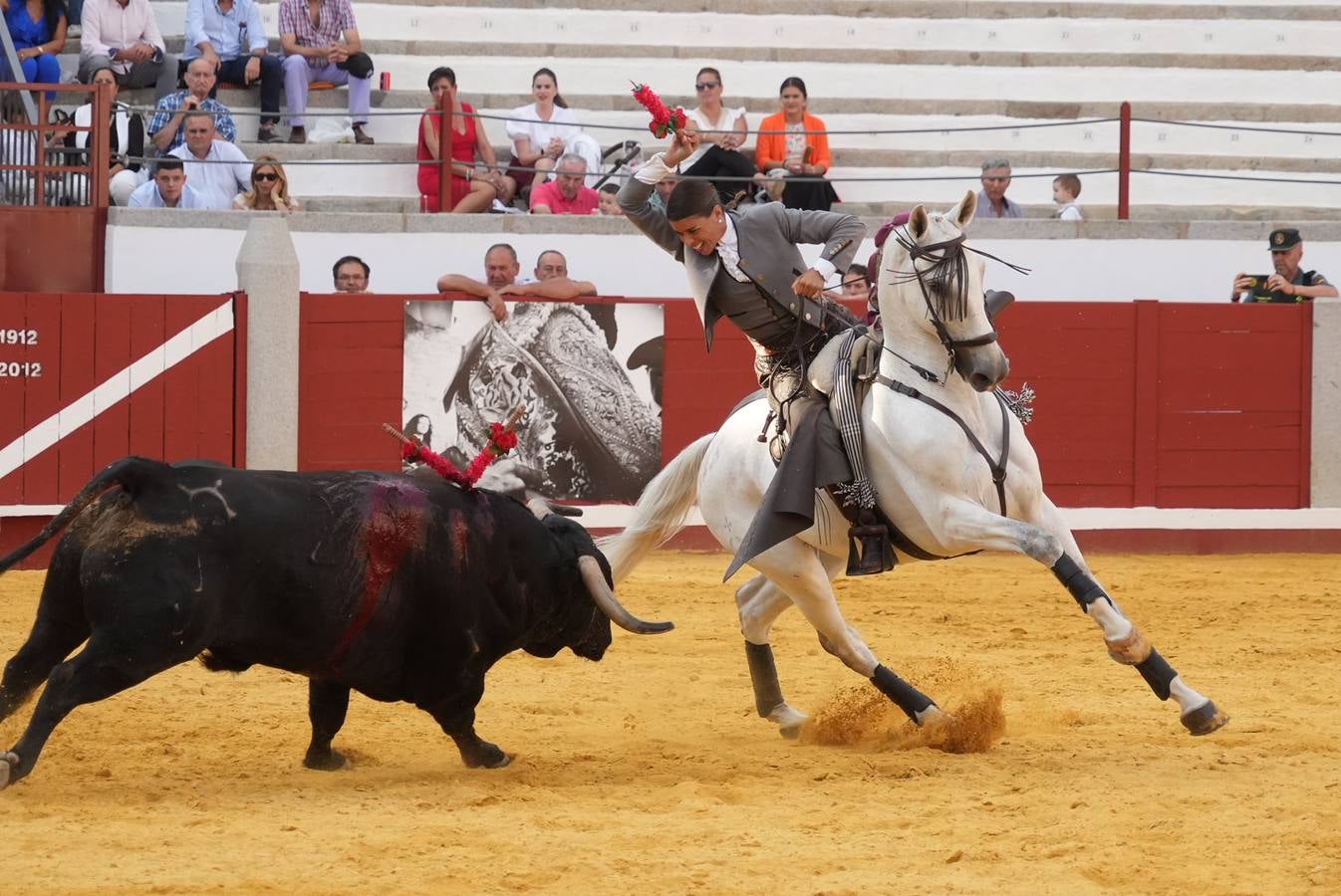 La corrida de rejones de Pozoblanco, en imágenes