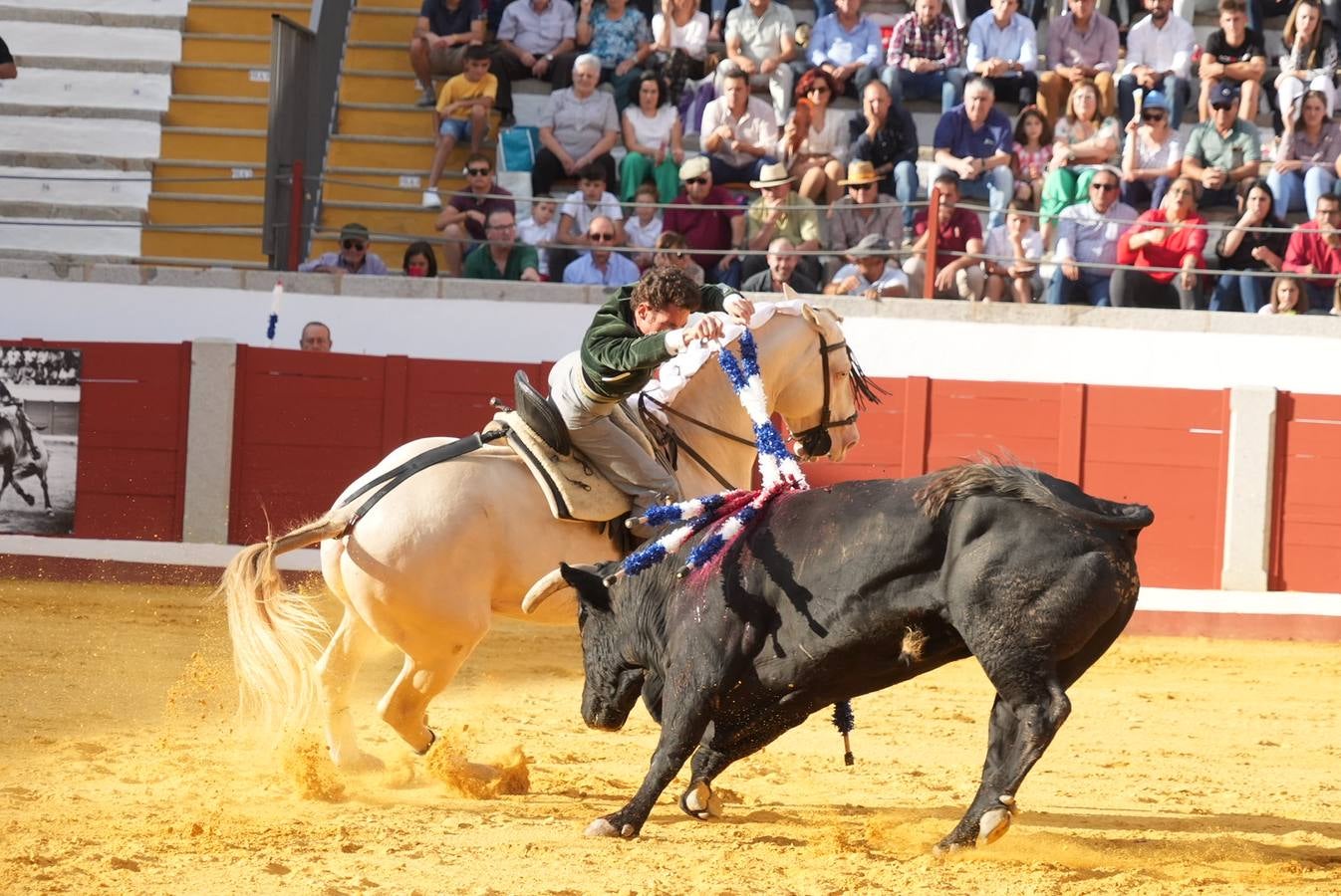 La corrida de rejones de Pozoblanco, en imágenes