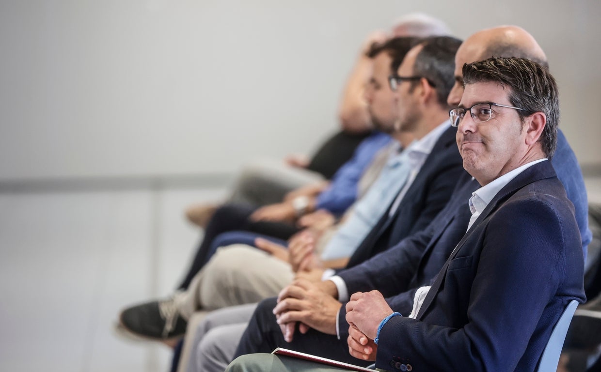 Imagen de Jorge Rodríguez sentado en el banquillo de los acusados del caso Alquería