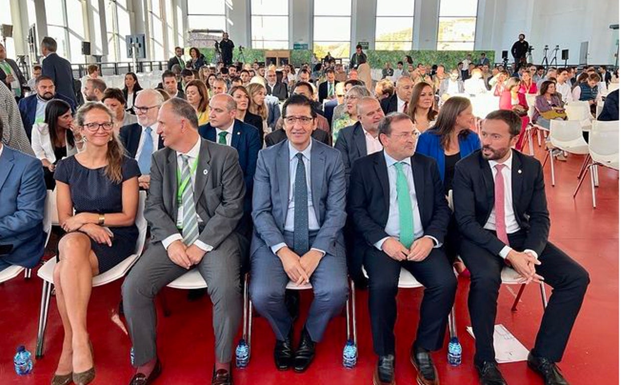 José Luis Escudero ha presidido la inauguración del congreso en Puertollano