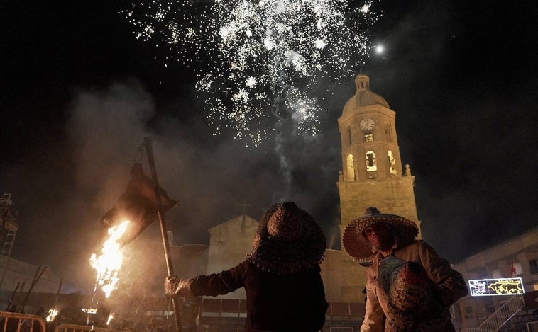 Mayorga mantiene la luz del Vítor