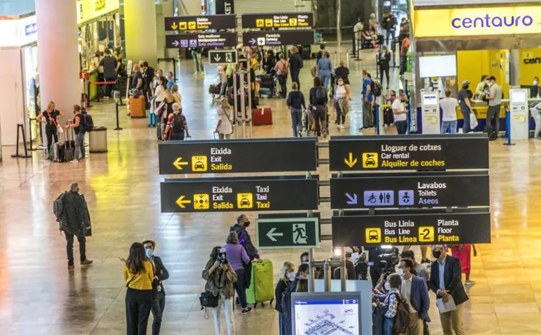 Los aeropuertos de Alicante y Valencia, entre los diez más afectados por las cancelaciones