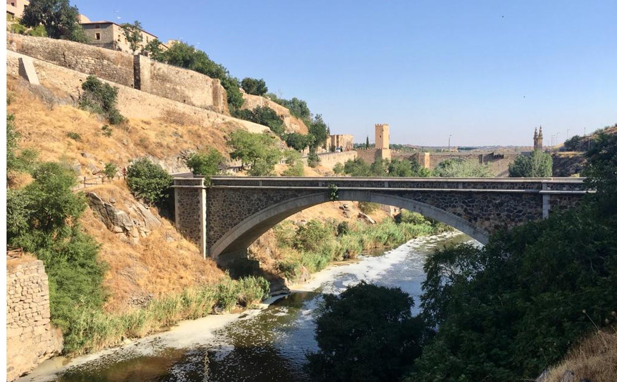 Puente nuevo de Alcántara, en donde se va construir ala pasarela peatonal