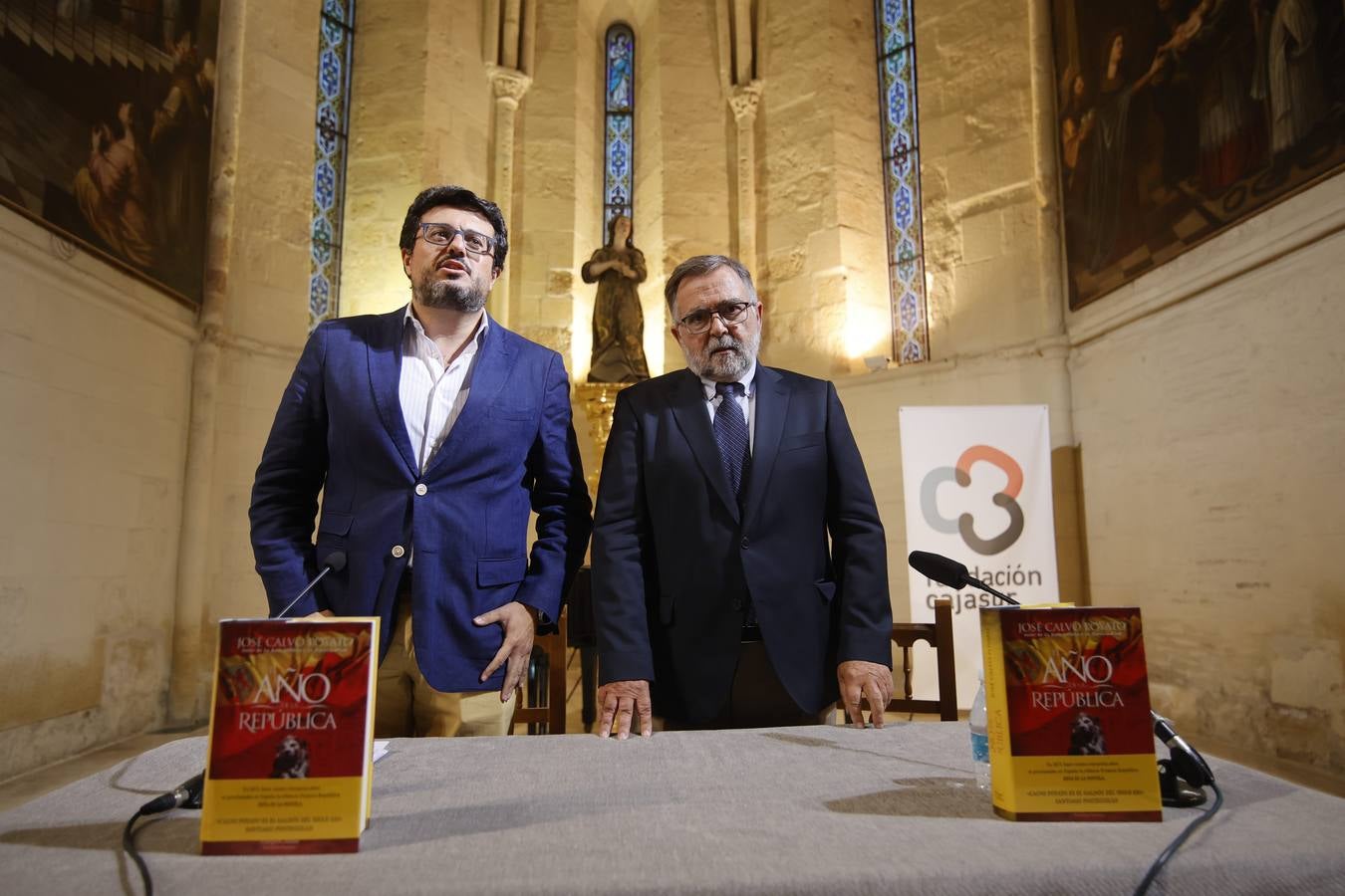 La presentación del libro de Calvo Poyato en Córdoba, en imágenes