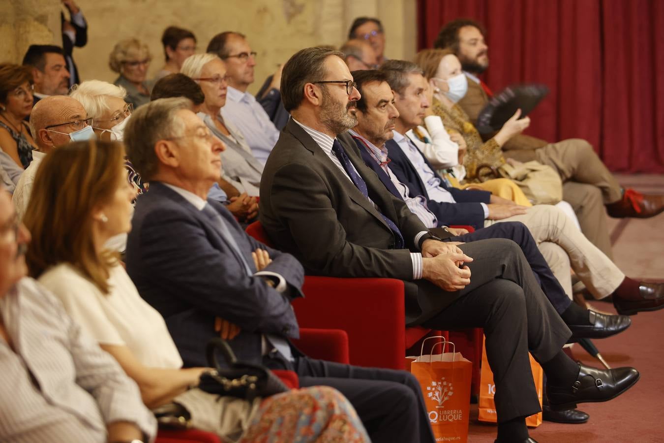 La presentación del libro de Calvo Poyato en Córdoba, en imágenes