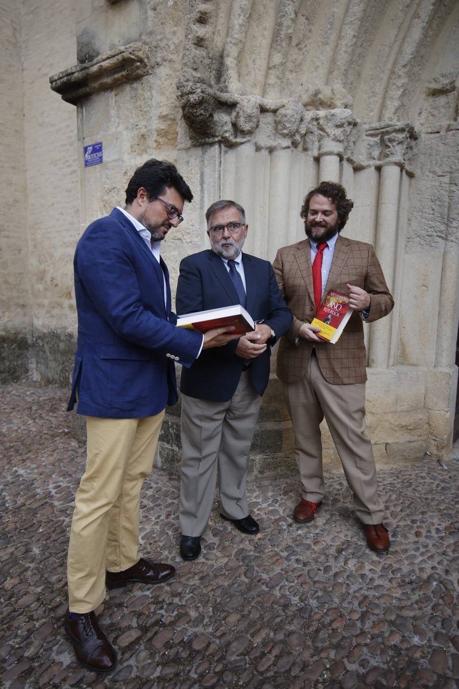 La presentación del libro de Calvo Poyato en Córdoba, en imágenes