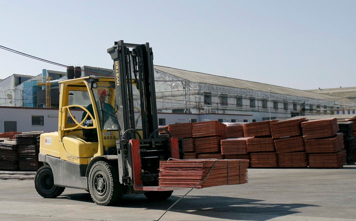 Trabajo en las instalaciones de Cunext Copper