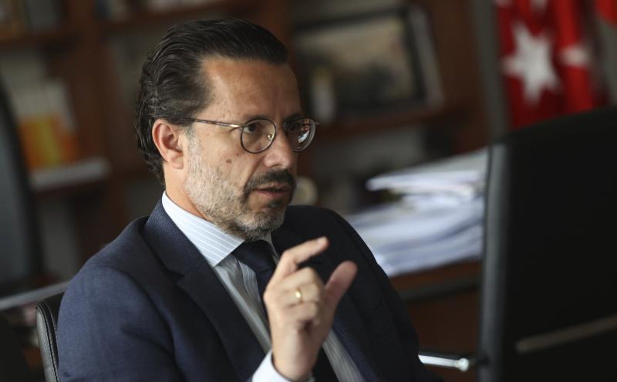 Javier Fernández-Lasquetty: «Iremos donde sea para evitar las garras fiscales de Sánchez»