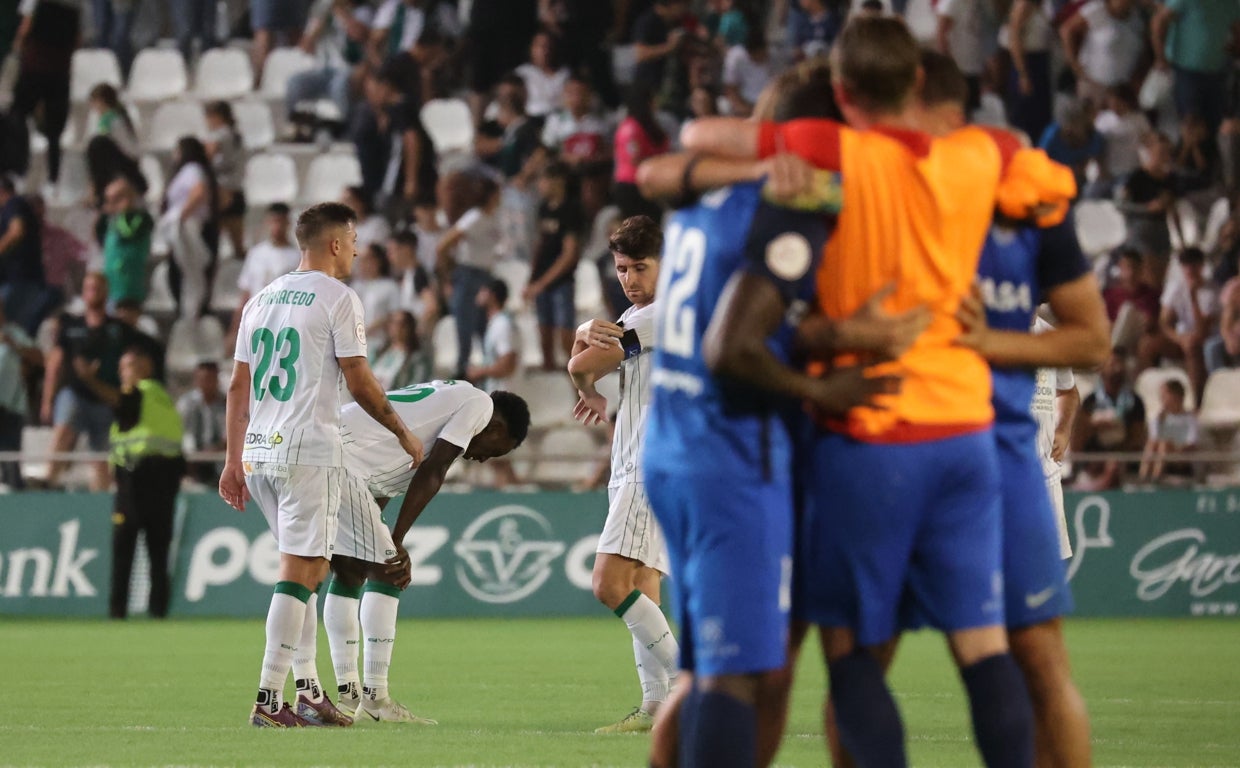 Carracedo, Diarra y Flores, tristes este domingo tras caer ante el Sanse