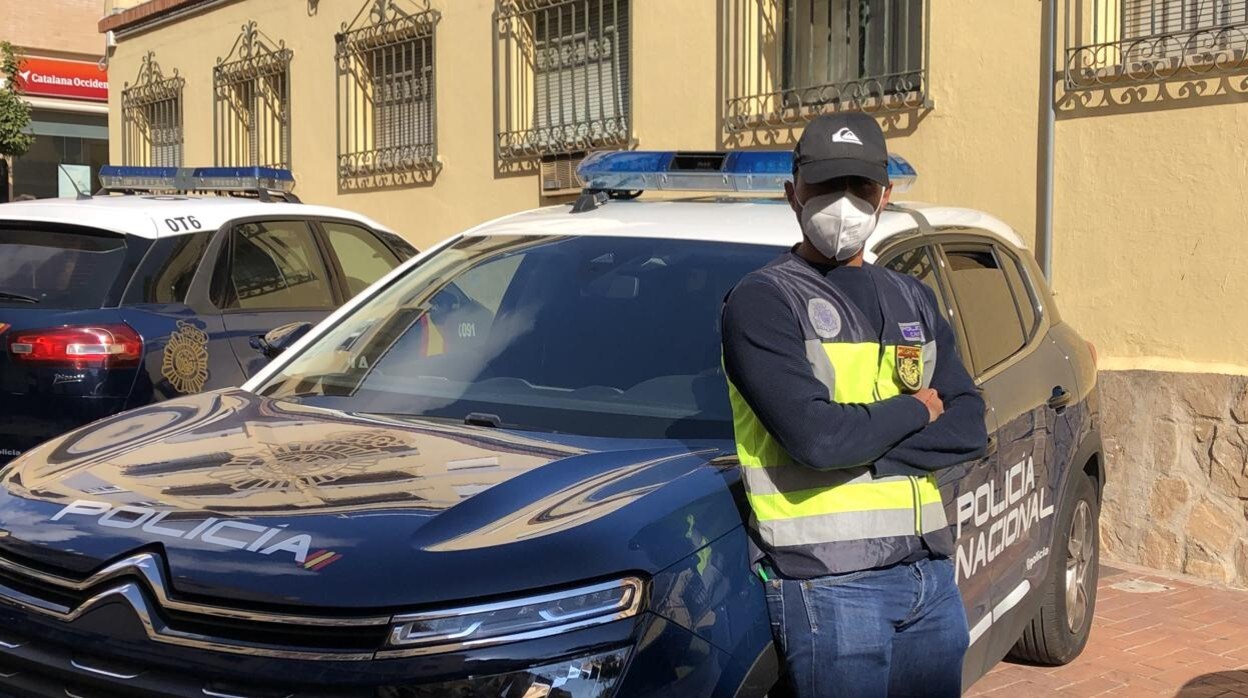 Condecoran al policía que estuvo al borde de la muerte al ser embestido por un narco en Córdoba
