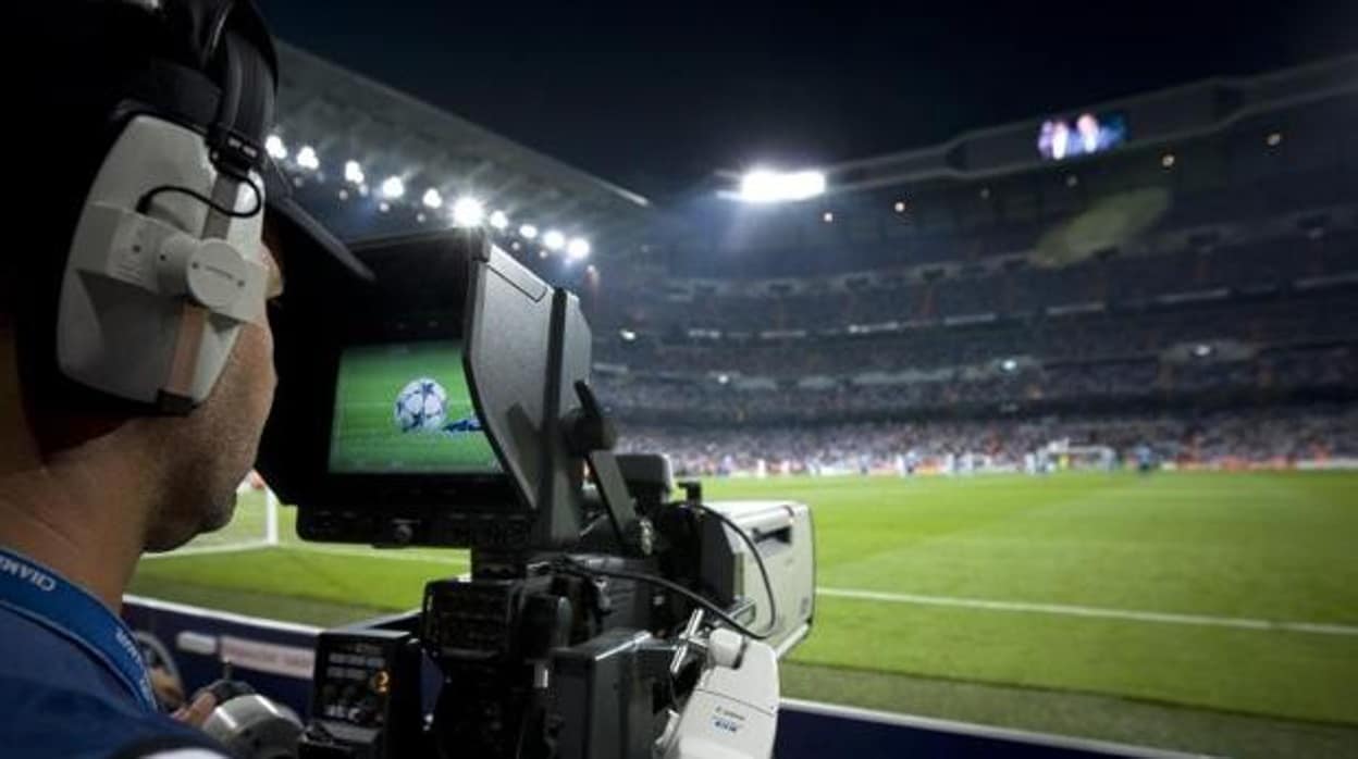 El Consejo Audiovisual censura el «abrumador» predominio de hombres en los espacios deportivos de la tele