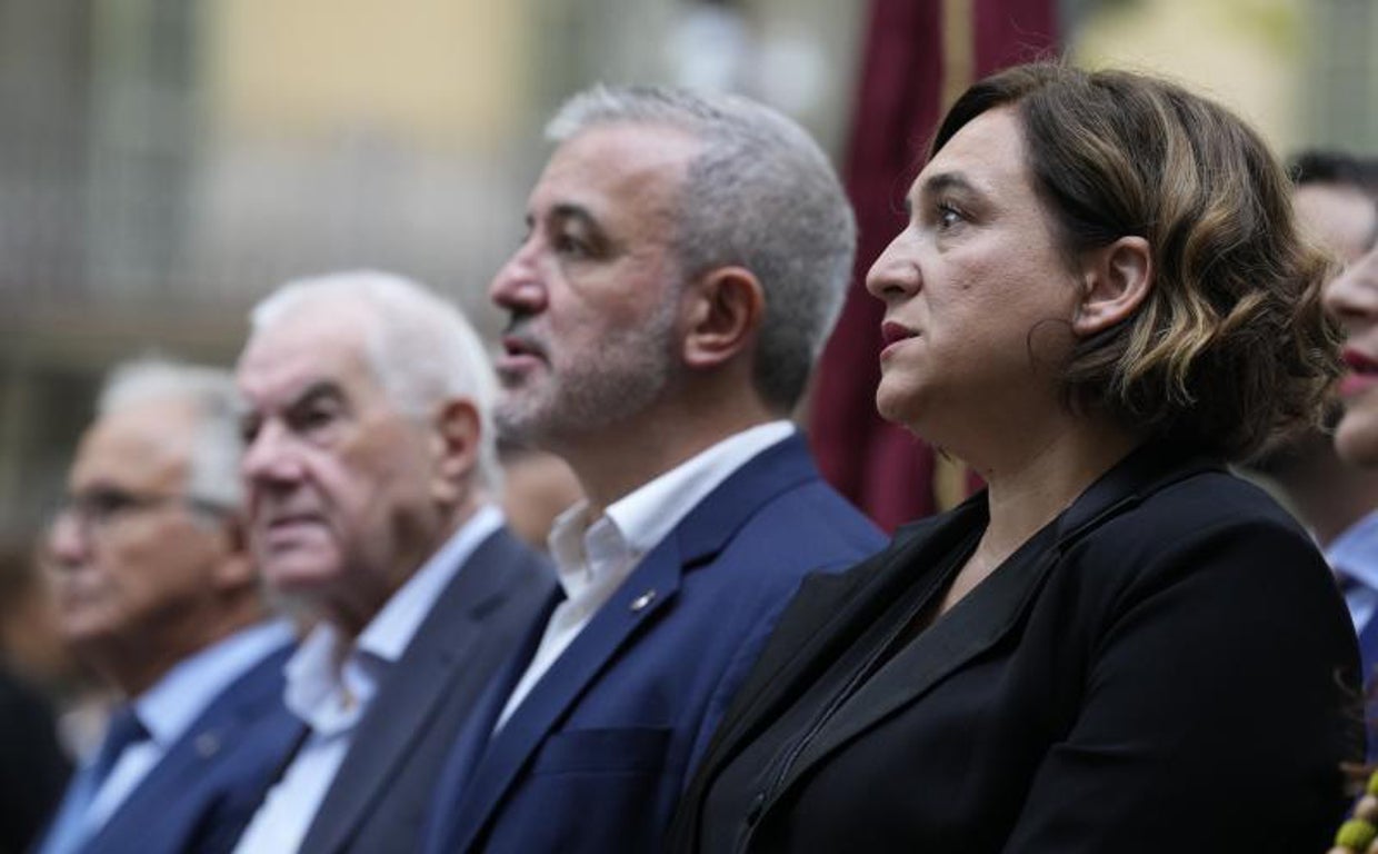 Colau y Collboni chocan por los presupuestos de Barcelona para 2023