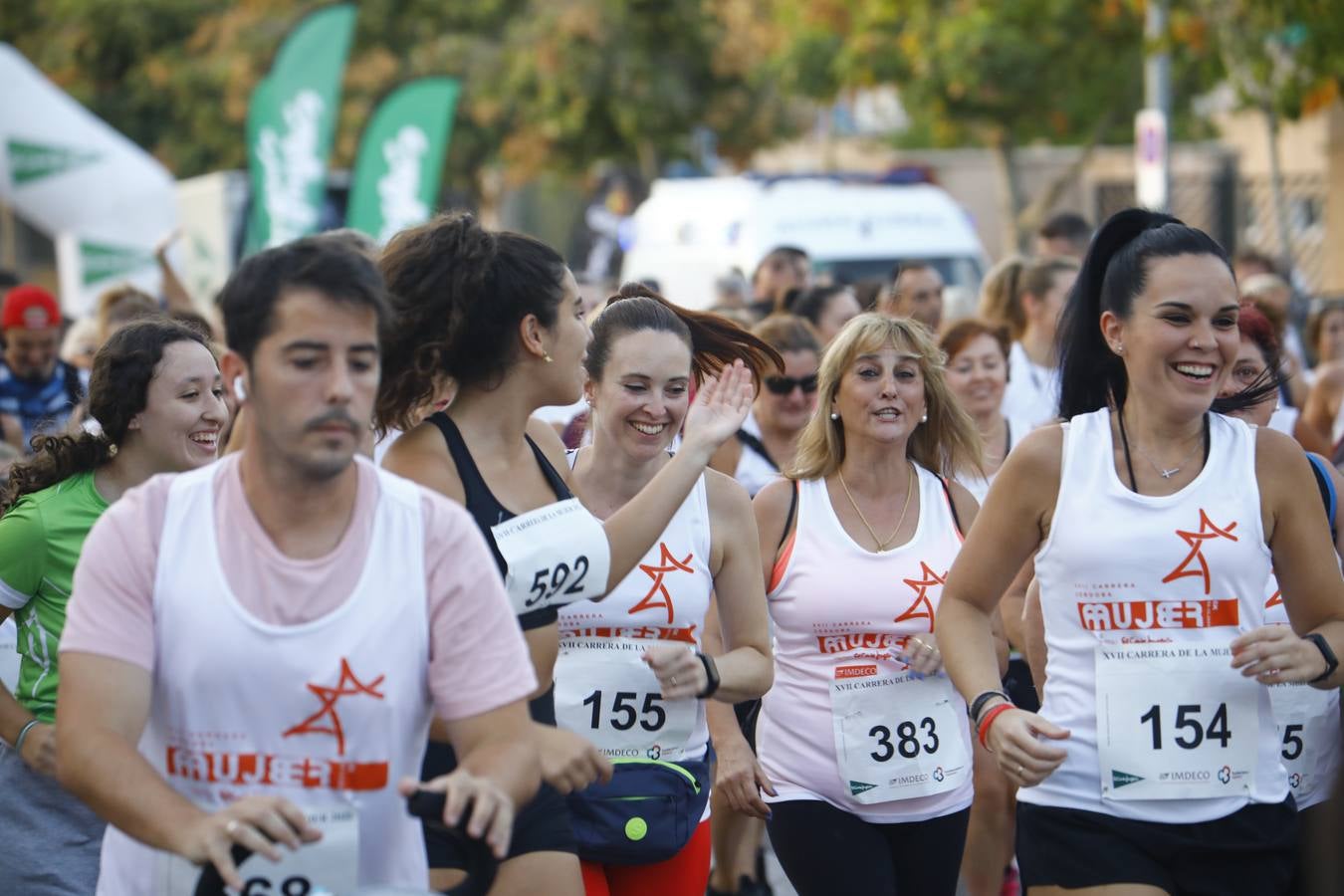 Las mejores imágenes de la XVII Carrera de la Mujer de Córdoba