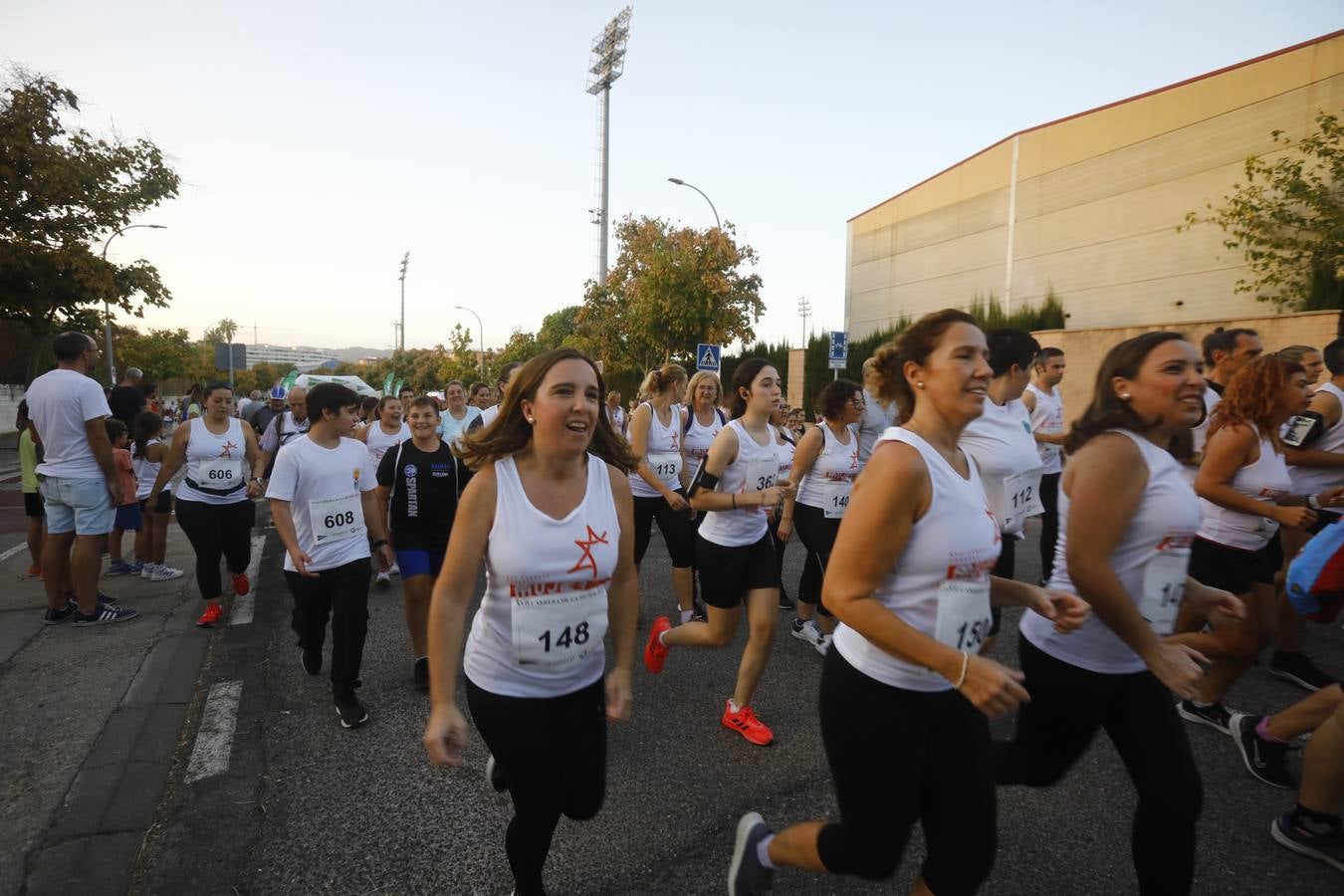 Las mejores imágenes de la XVII Carrera de la Mujer de Córdoba