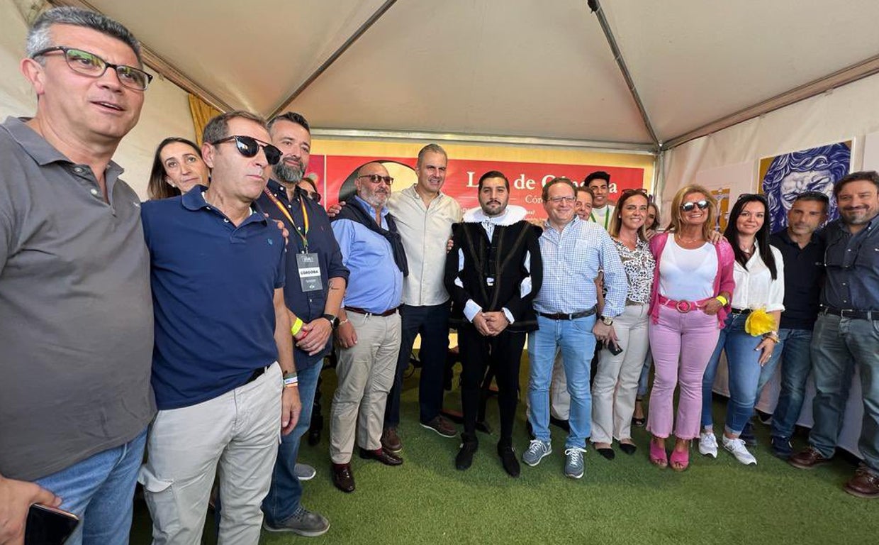 De portavoz de Ciudadanos en la Diputación de Córdoba a hacer de Góngora en un acto de Vox