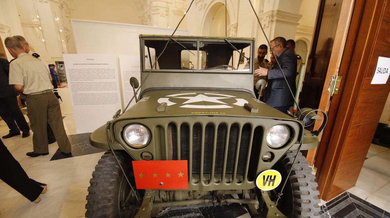 La exposición sobre el centenario de las unidades acorazadas, en imágenes