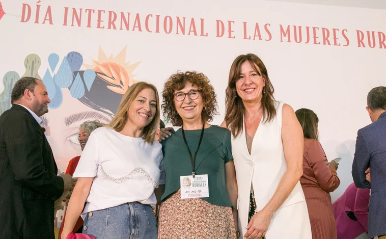 Blanca Fernández subraya «el emprendimiento y el talento femenino» en el medio rural