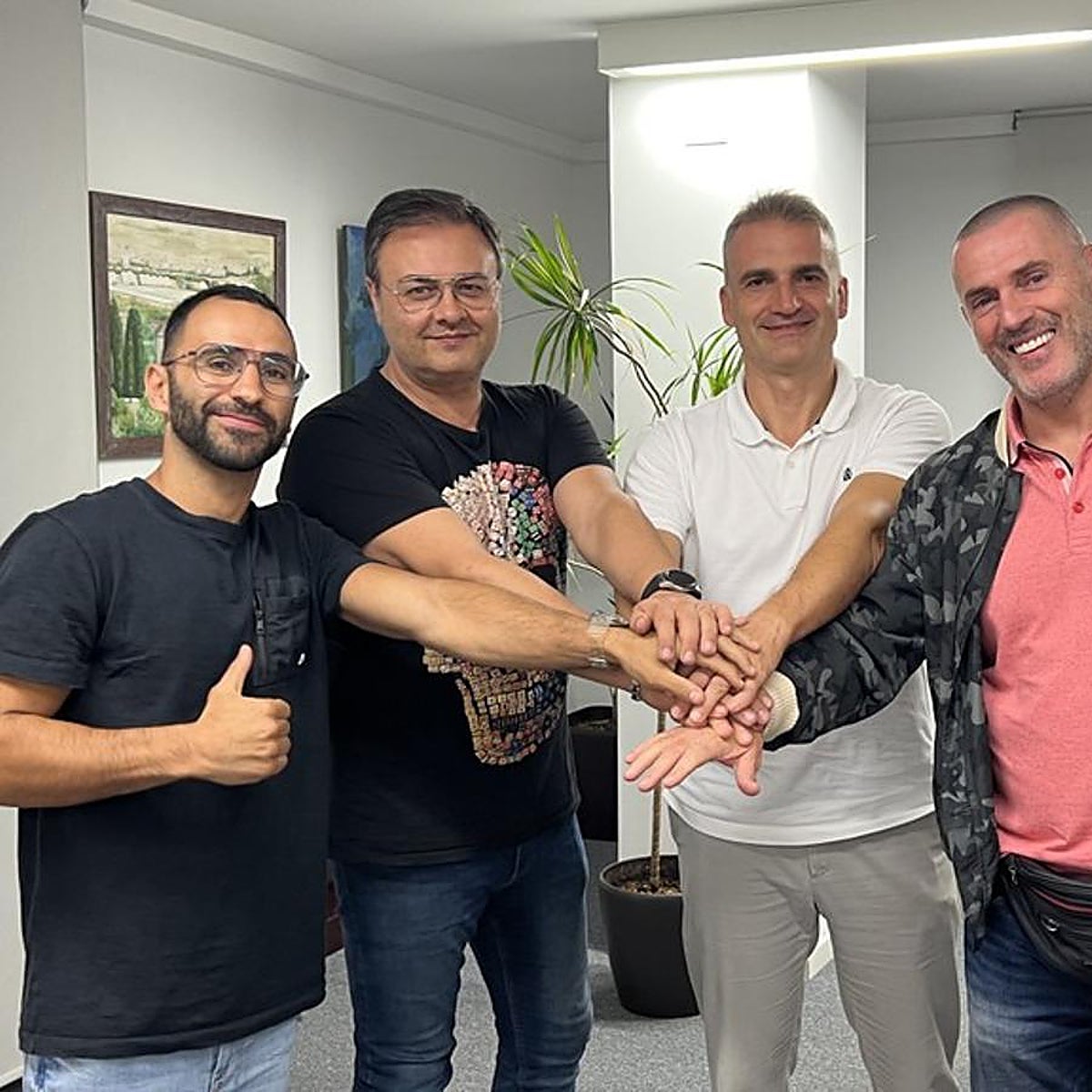 Un Ayuntamiento de Junts contrata a Desokupa para asesorar a su policía