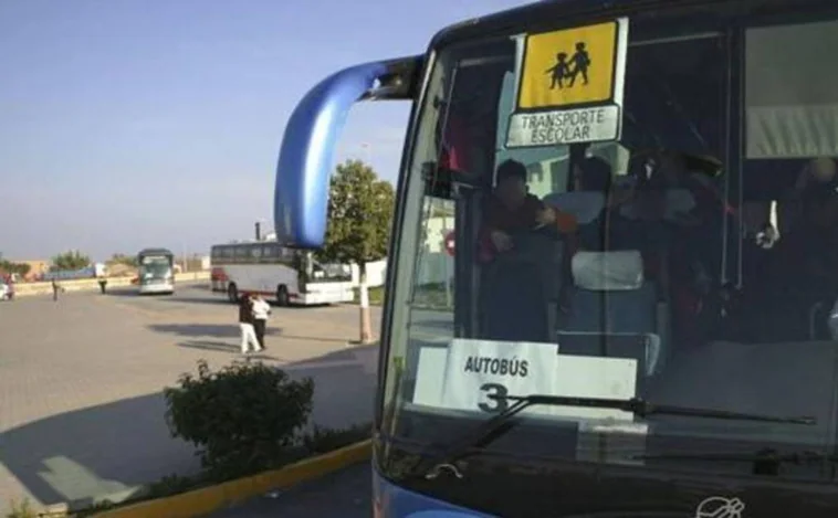 Detenido en Lubián (Zamora) el conductor de un autobús escolar por duplicar la tasa de alcohol