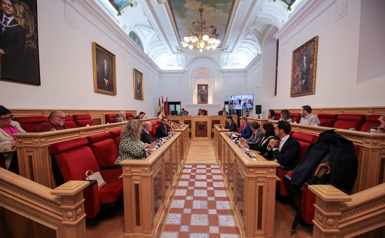 Los 25 concejales piden a la Junta que el Hospitalito del Rey reabra como centro de mayores