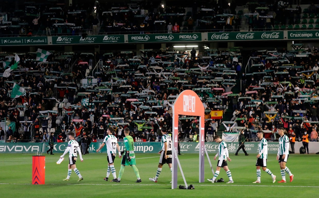 El Córdoba CF durante su partido ante el Sevilla en Copa del Rey