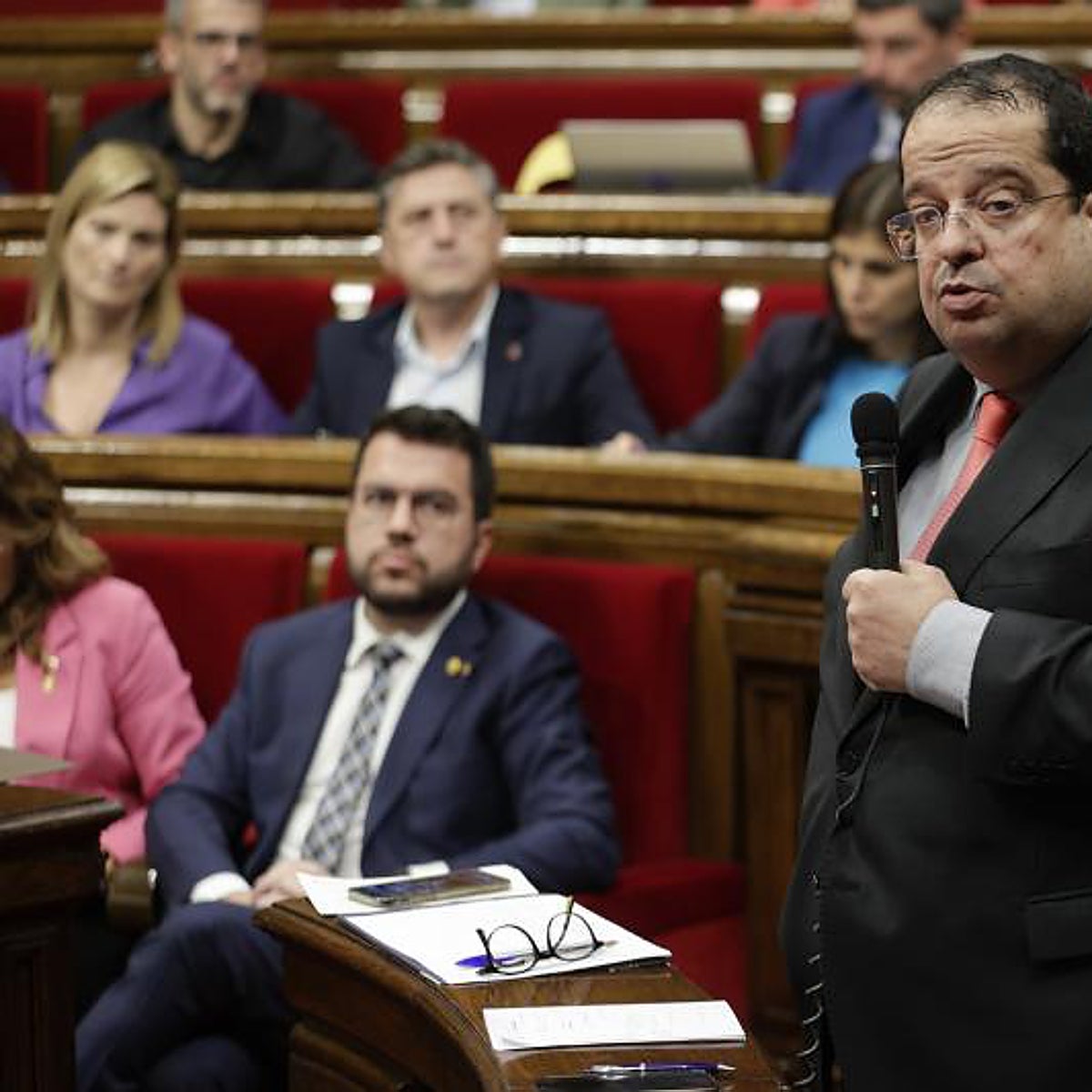 Un sindicato de Mossos reclama a Aragonès el cese del consejero de Interior por la «politización» del Cuerpo