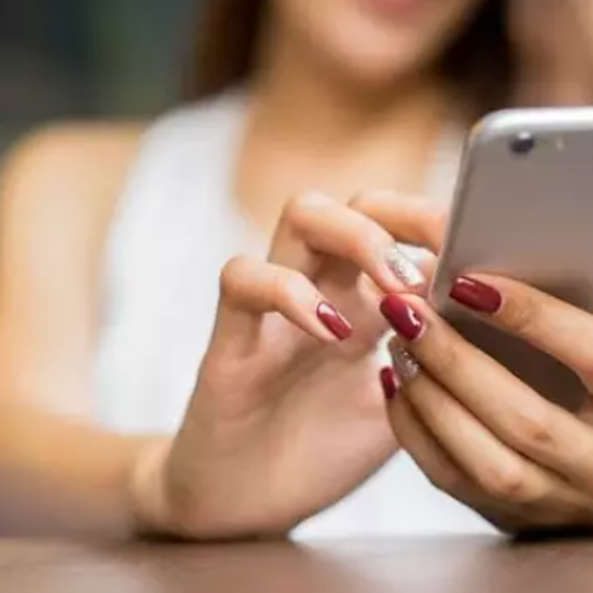 Una compañía telefónica, obligada a indemnizar a un cliente por acosarle