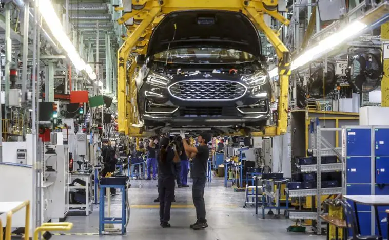 Ford Almussafes dejará de fabricar el S-Max y el Galaxy en abril de 2023 a la espera de modelos eléctricos