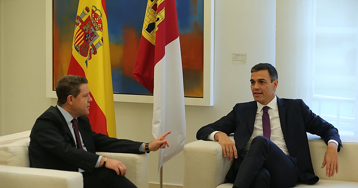 García Page y Sánchez, durante una reunión en La Moncloa