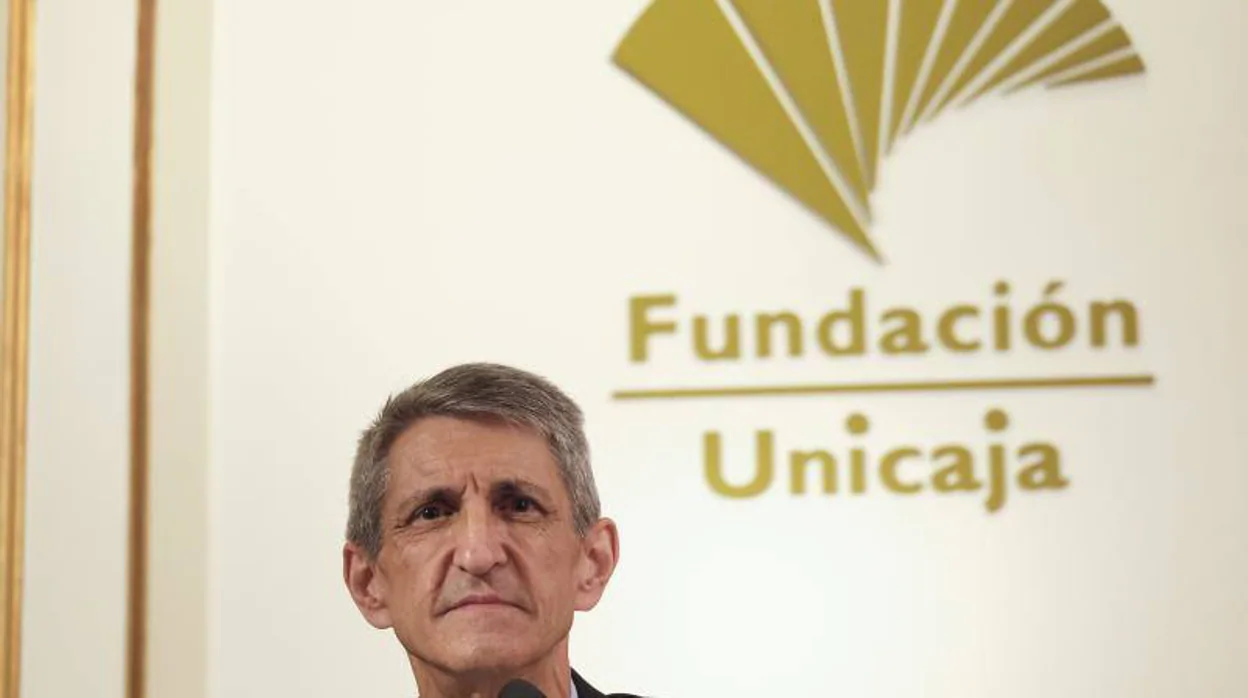 La Fundación Unicaja renueva drásticamente su patronato y dice adiós a la era Medel