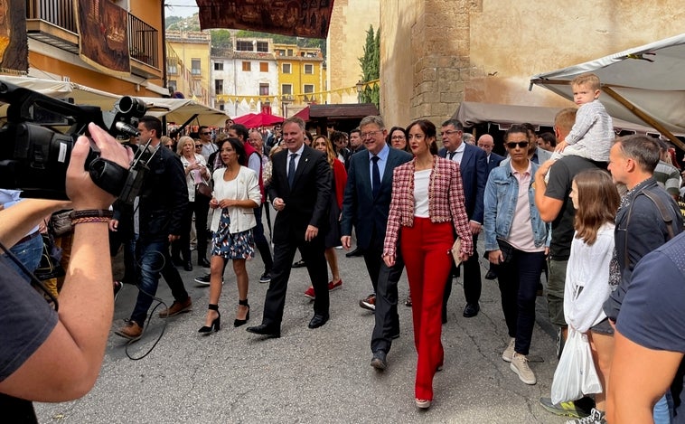 Ximo Puig antepone la Feria de Todos los Santos al aniversario de la victoria del PSOE