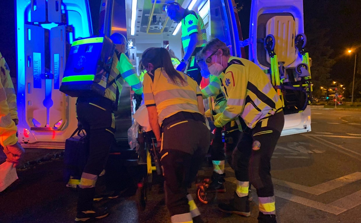 El Samur traslada esta madrugada al pandillero herido en el metro de Plaza Elíptica