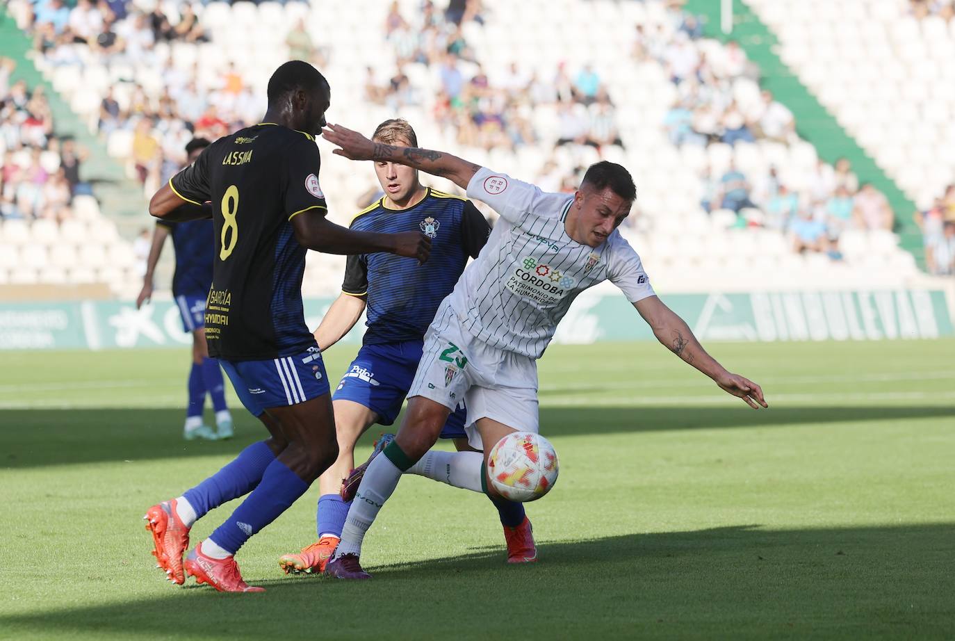 Las bellas imágenes que deja el Córdoba CF - CF Talavera en El Arcángel