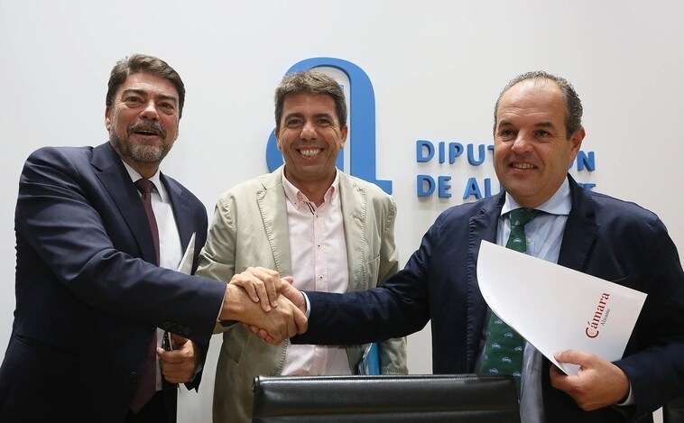 Mazón pide a los partidos del Gobierno de Ximo Puig que se sumen a las movilizaciones para exigir más inversión en Alicante