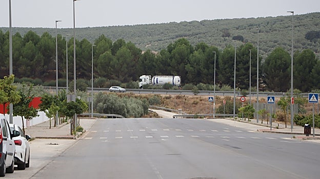 La autovía vista desde el polígono empresarial