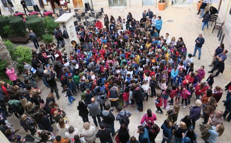 El Ayuntamiento de Alicante asesora a 8.000 familias para resolver conflictos y problemas de adolescentes