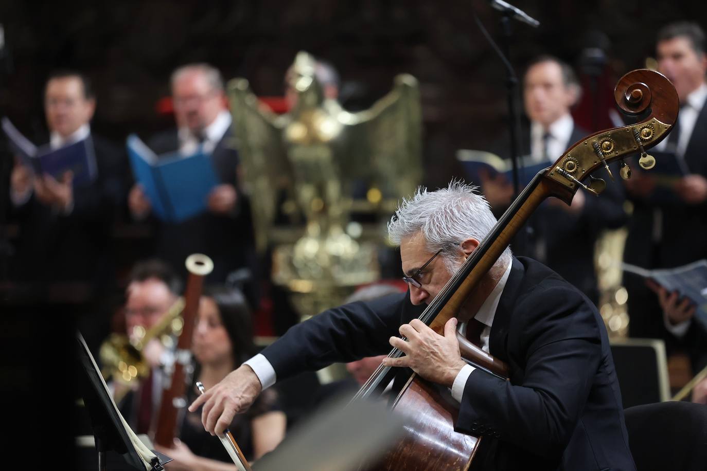 El sobrecogedor &#039;Requiem&#039; de Mozart en la Mezquita-Catedral de Córdoba, en imágenes