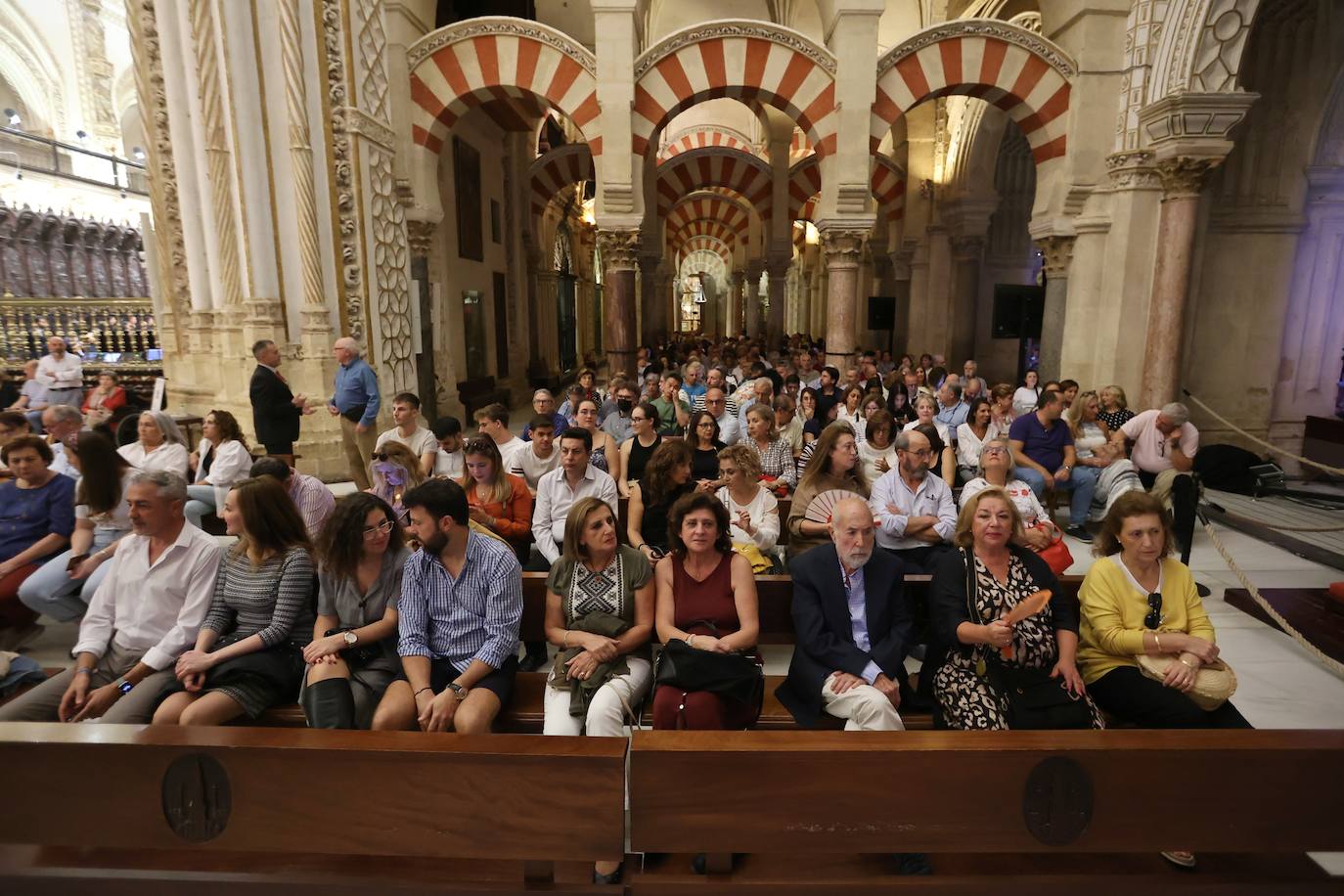 El sobrecogedor &#039;Requiem&#039; de Mozart en la Mezquita-Catedral de Córdoba, en imágenes