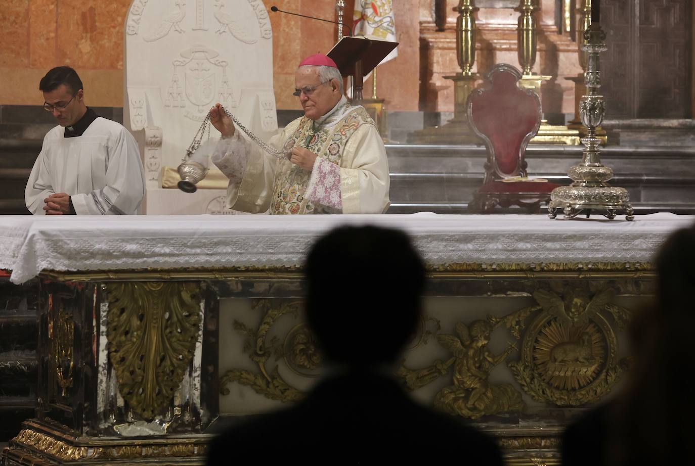 El sobrecogedor &#039;Requiem&#039; de Mozart en la Mezquita-Catedral de Córdoba, en imágenes