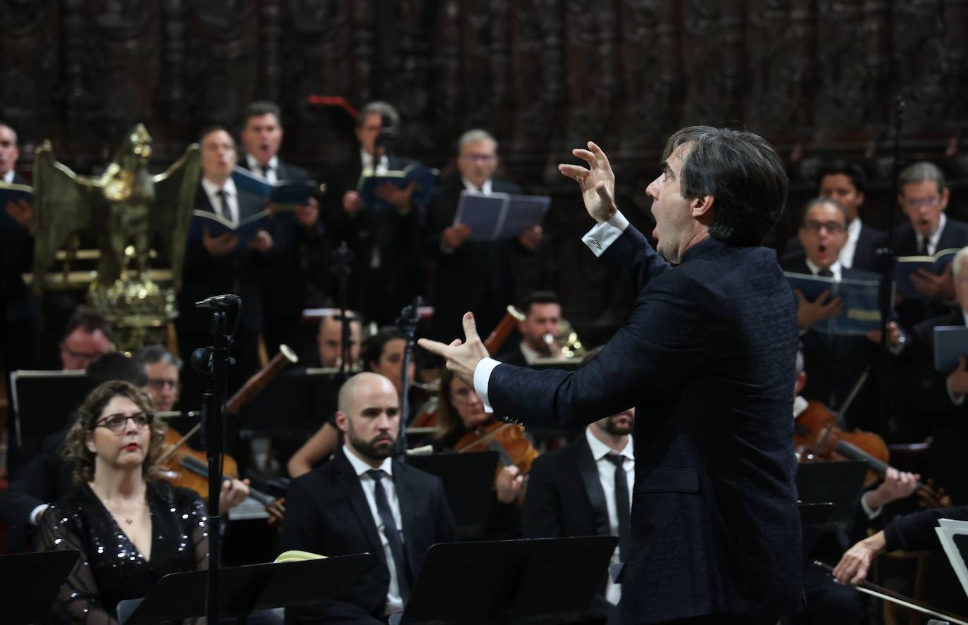 El sobrecogedor &#039;Requiem&#039; de Mozart en la Mezquita-Catedral de Córdoba, en imágenes