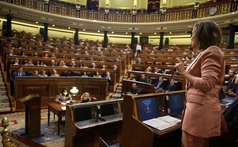 El PP escenifica el fin de la paz fría con el PSOE