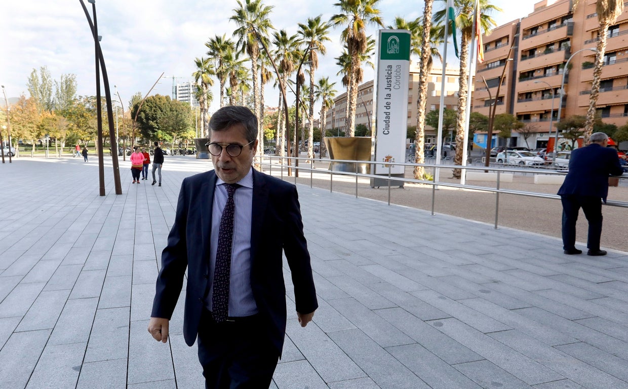 Carlos González: «Vamos a recurrir al Tribunal Supremo y al Tribunal Constitucional»