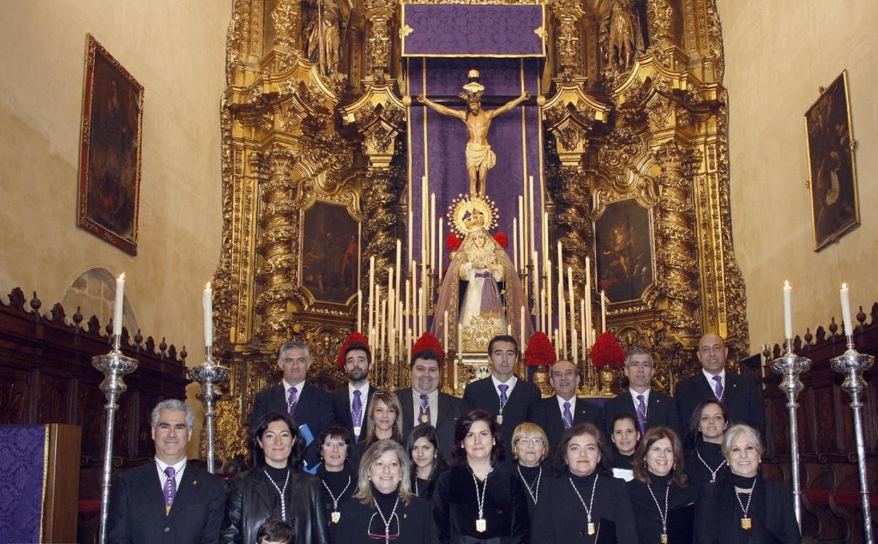 La capilla musical de la Misericordia, ante el Cristo y la Virgen de las Lágrimas, en imagen de archivo