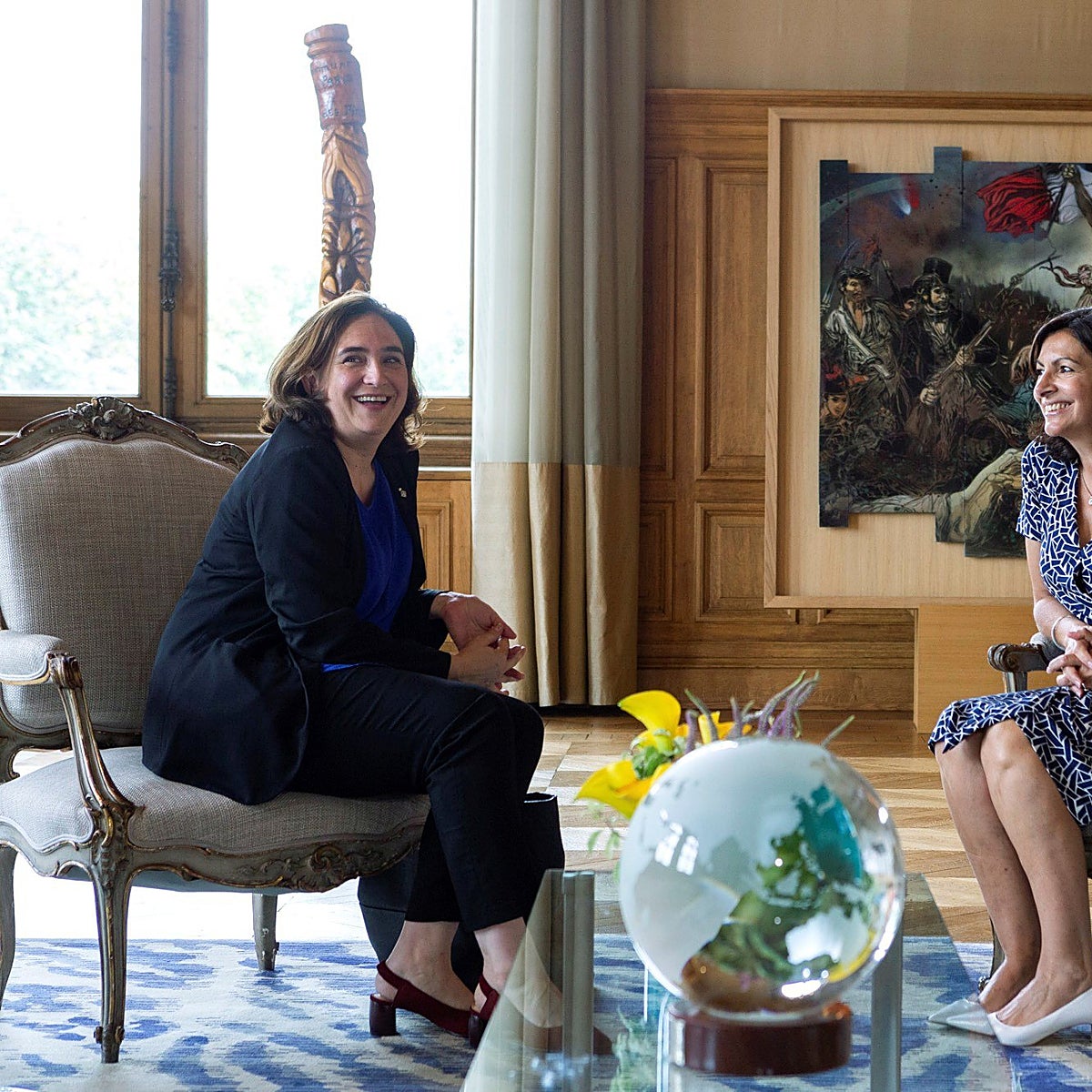 París-Barcelona (Hidalgo-Colau)