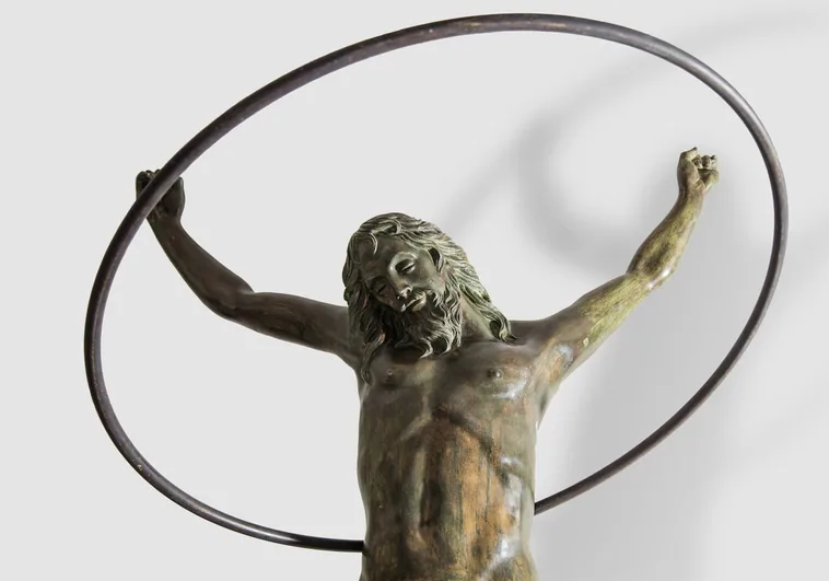 Roberto Polo dona una escultura de Longobardi que se instalará en el mirador de San Juan de los Reyes